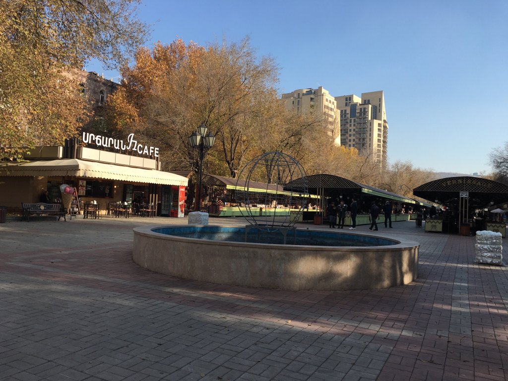 بازار ورنیسیج ایروان