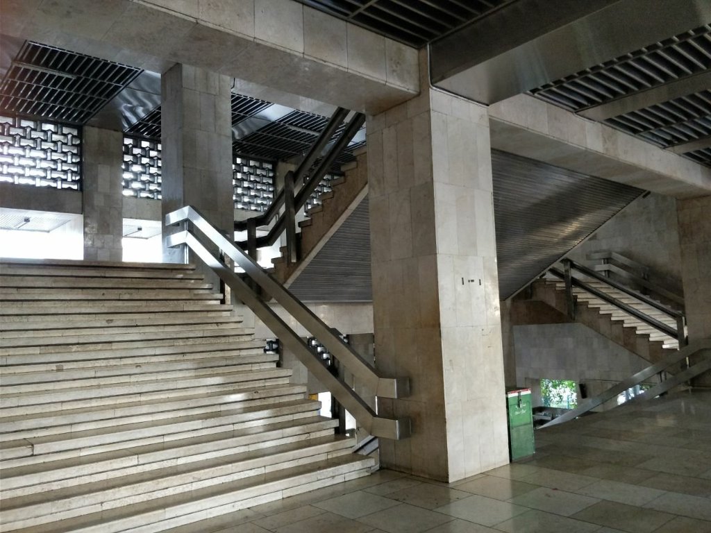 مسجد استقلال