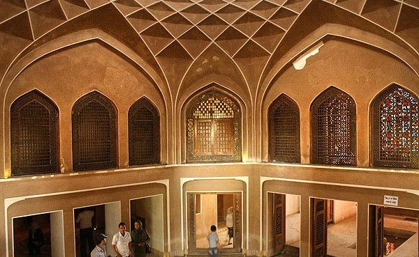 باغ دولت آباد یزد