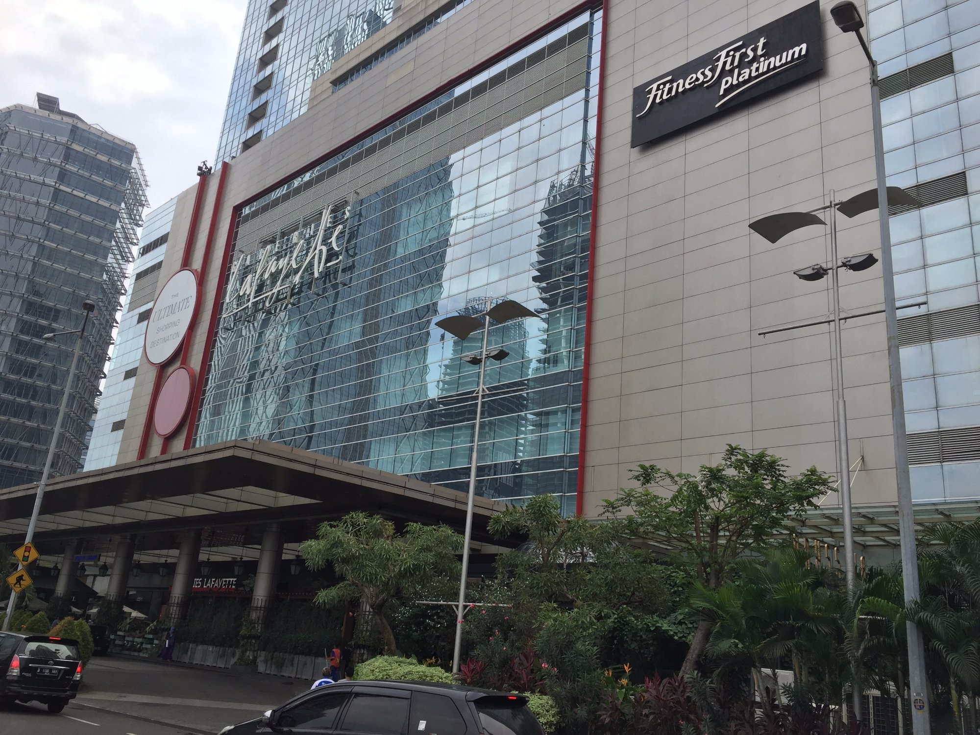 مرکز خرید اقیانوس آرام