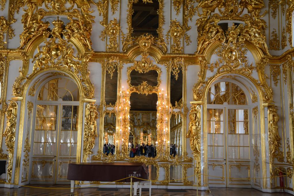 کاخ کاترین (دهکده تزارها) سنت بترزیورگ