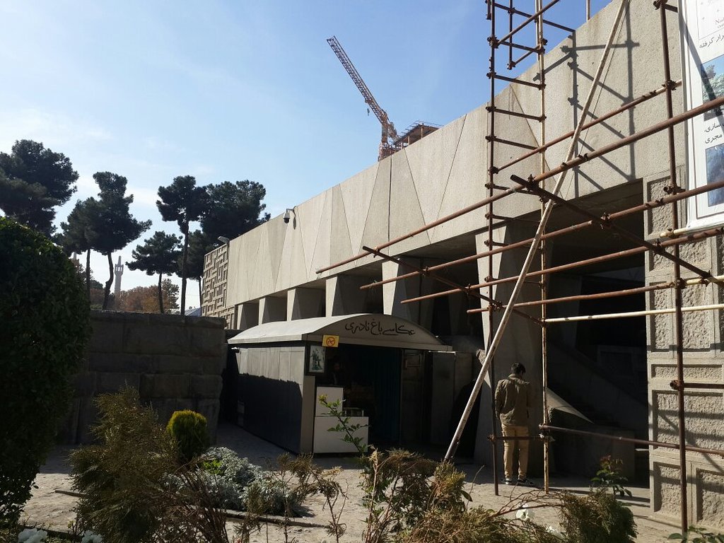 آرامگاه نادرشاه