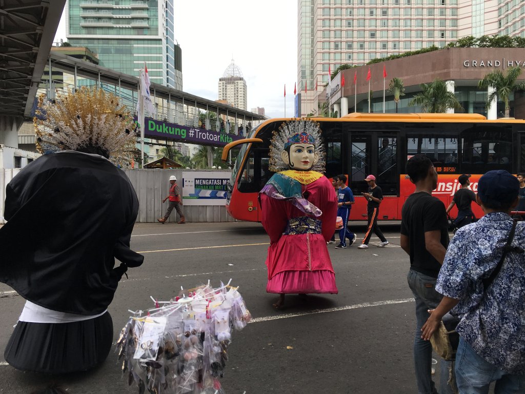 مرکز خرید گرند