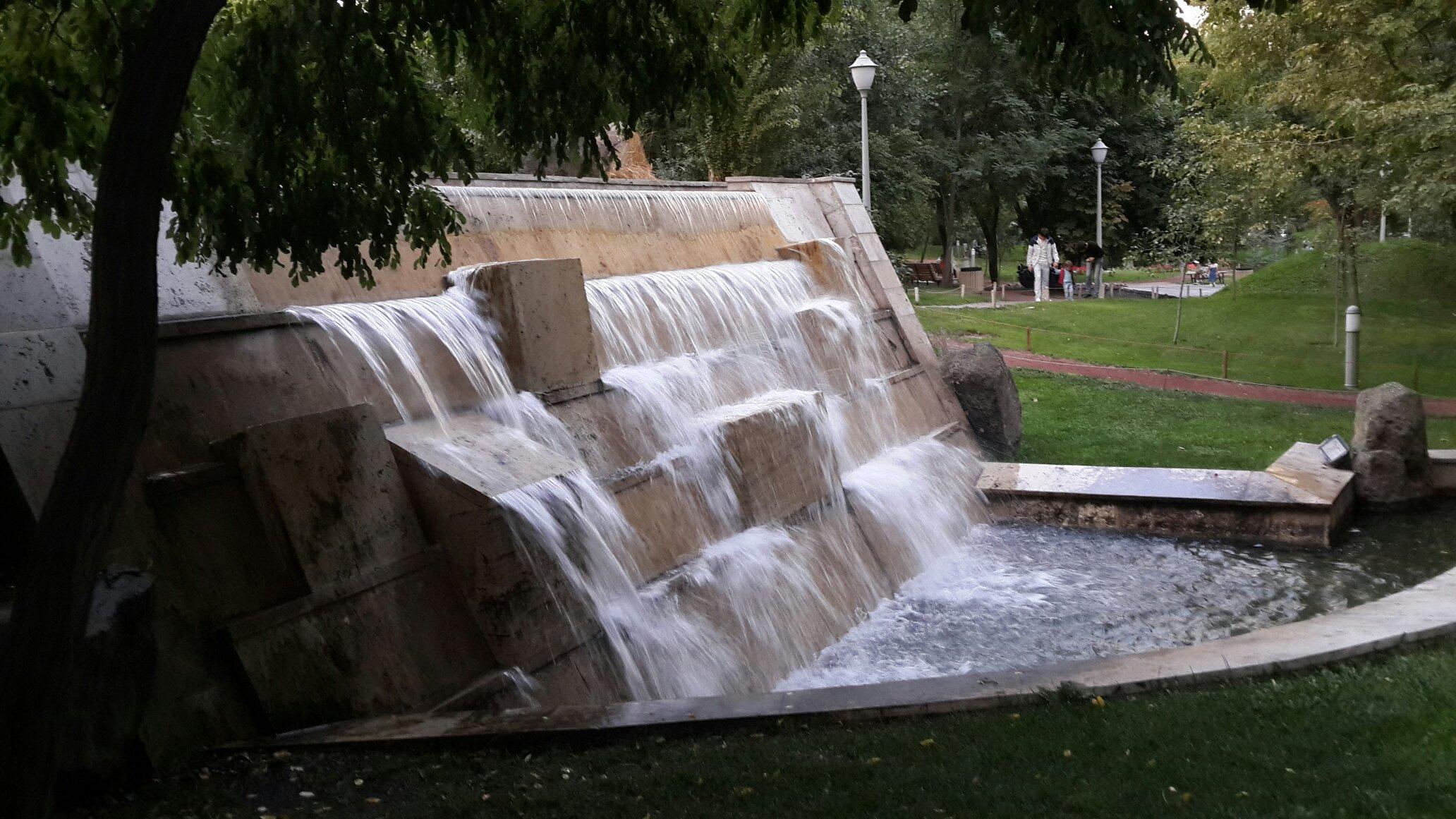 پارک عشاق ایروان