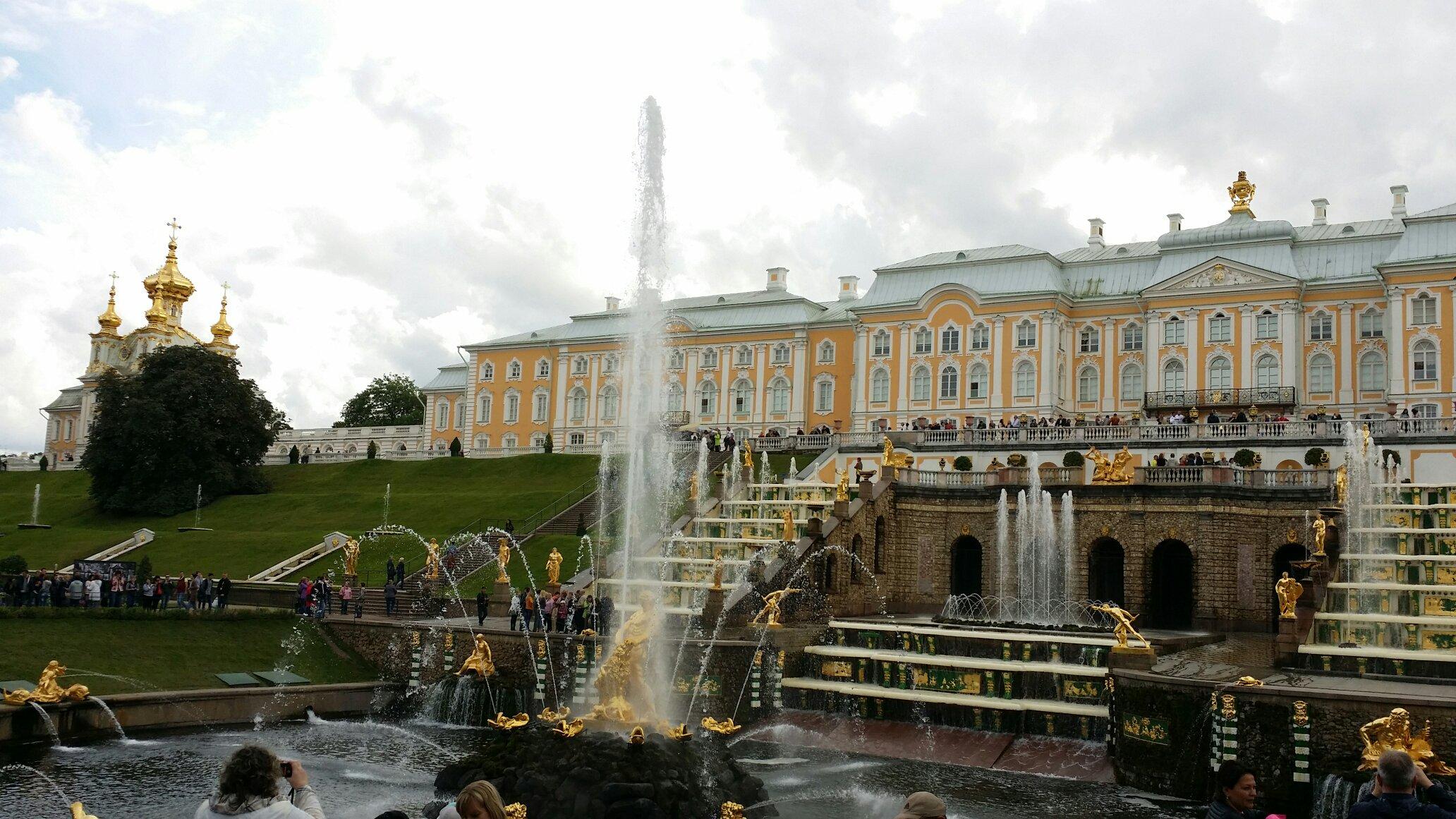 موزه پتروف گرند پالاس