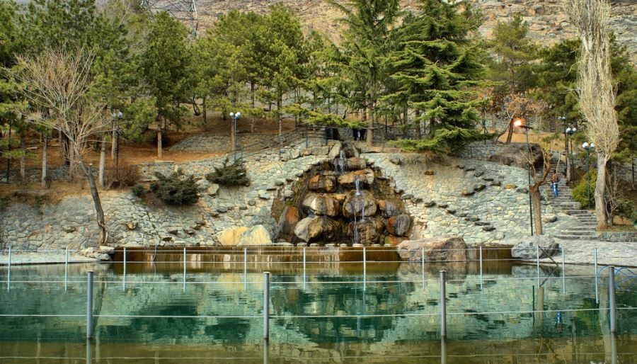 پارک سنگی جمشیدیه