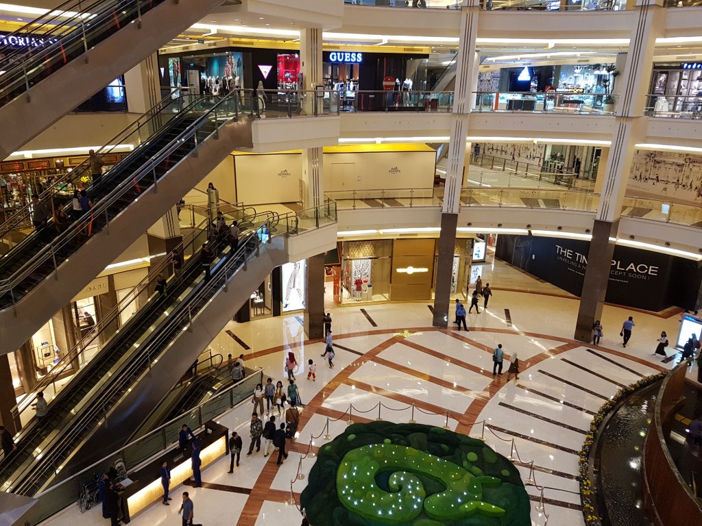 مرکز خرید اقیانوس آرام