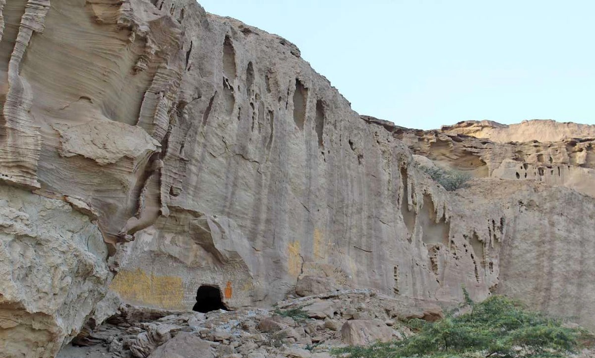 غارهای سه گانه بان مسیتی