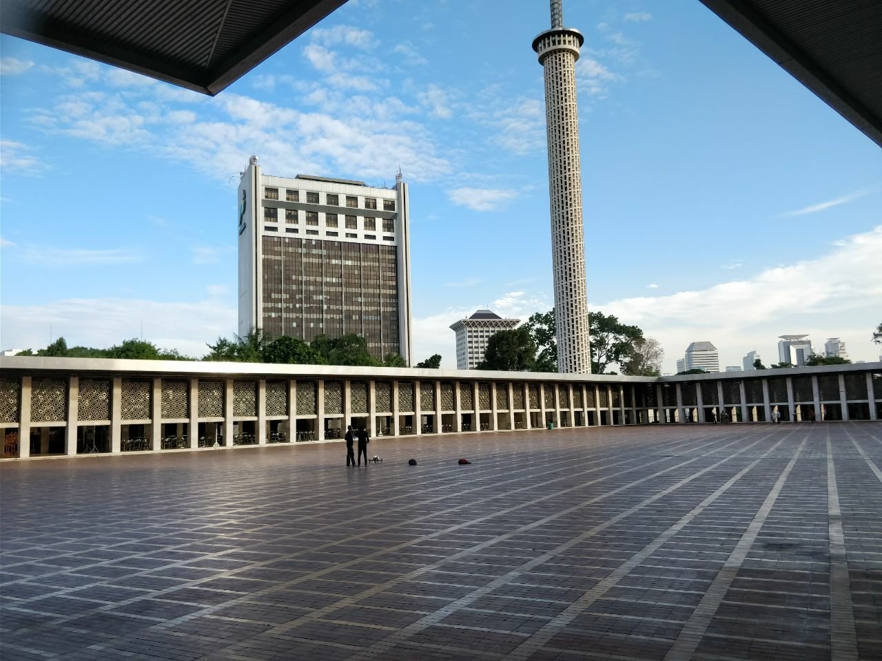 مسجد استقلال