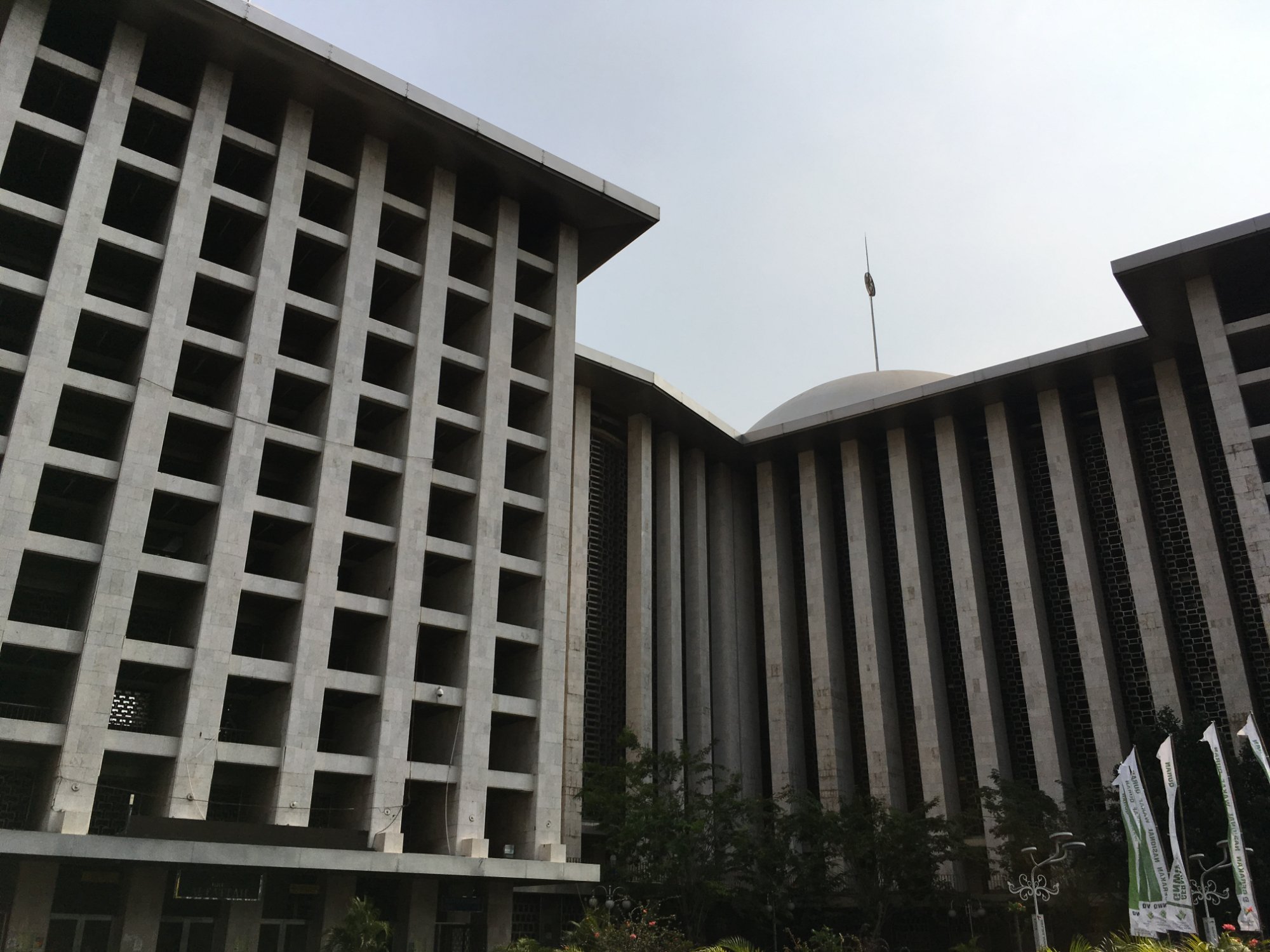 مسجد استقلال