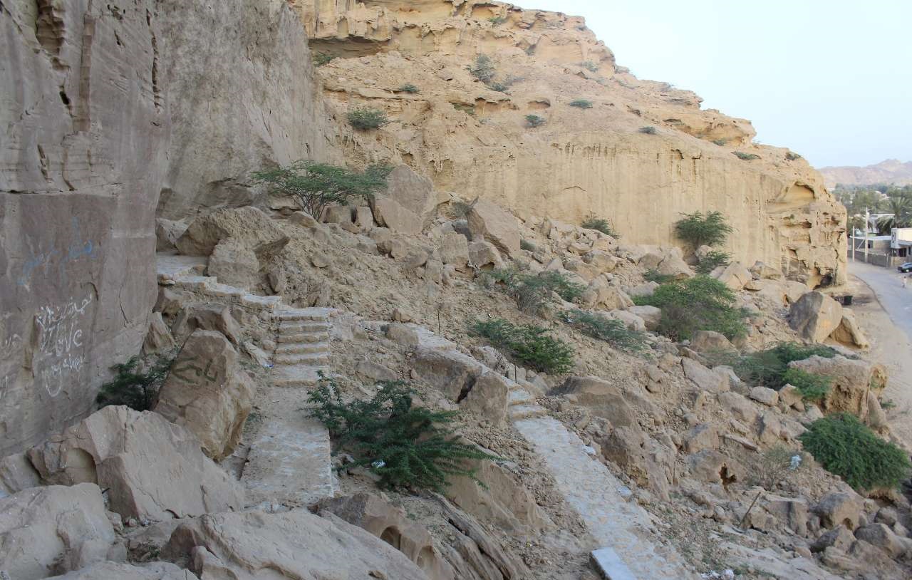 غارهای سه گانه بان مسیتی