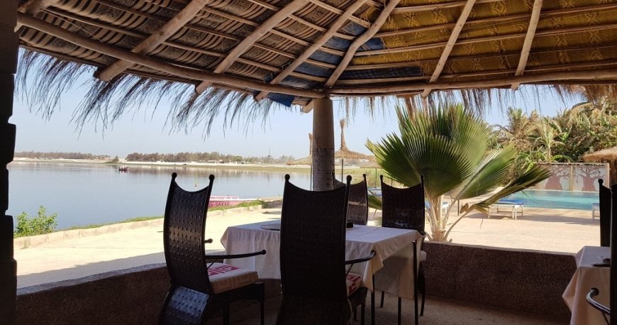 دریاچه لاگو رزا داکار دریاچه لاگو رزا داکار