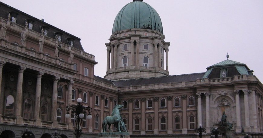 قلعه بوداپست قلعه بوداپست