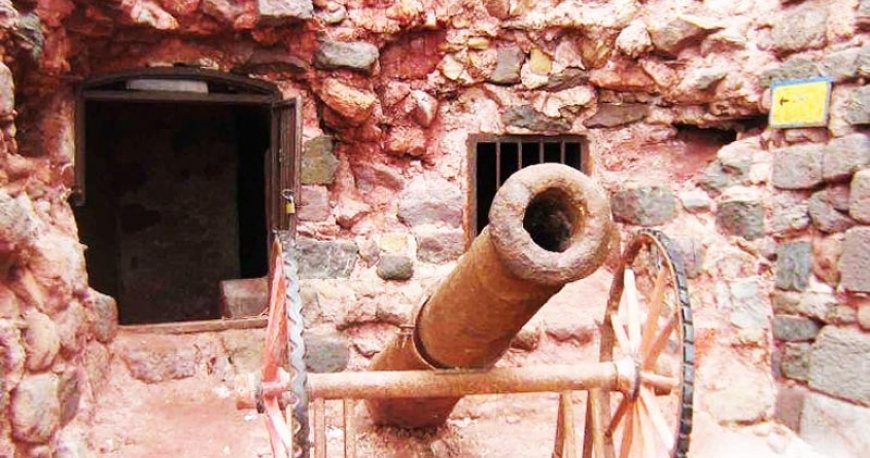 قلعه‌ پرتغالی ها