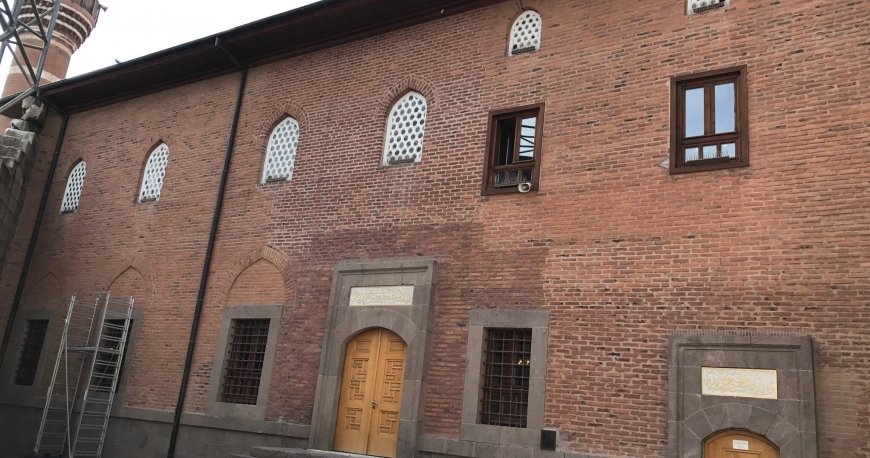 مسجد حاجی بایرام آنکارا مسجد حاجی بایرام آنکارا