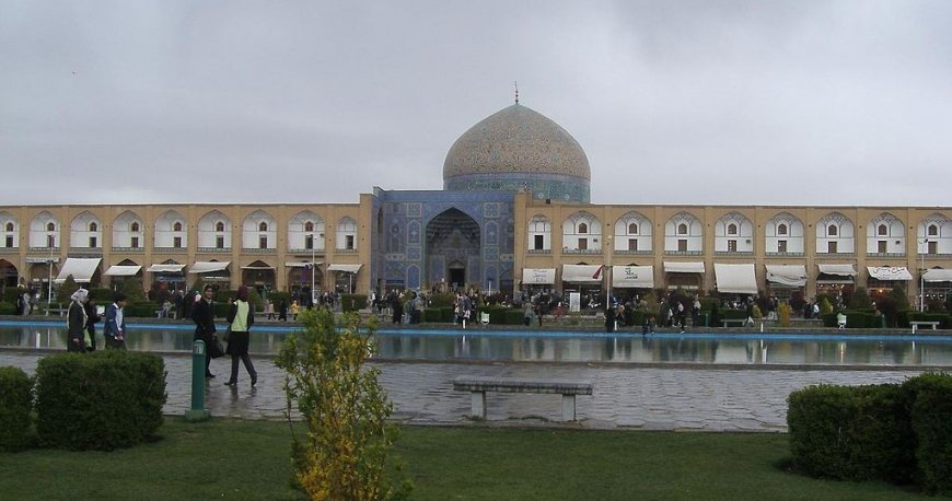 مسجد شیخ لطف الله