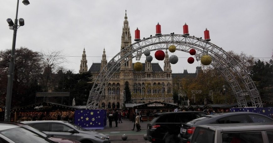 میدان رتوسپلاتز وین میدان رتوسپلاتز وین