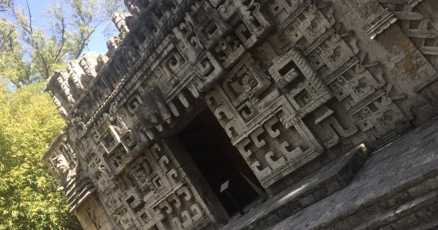 موزه ملی مردم شناسی مکزیکو سیتی