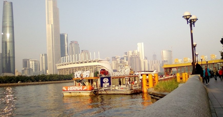 میدان هواچنگ گوانجو