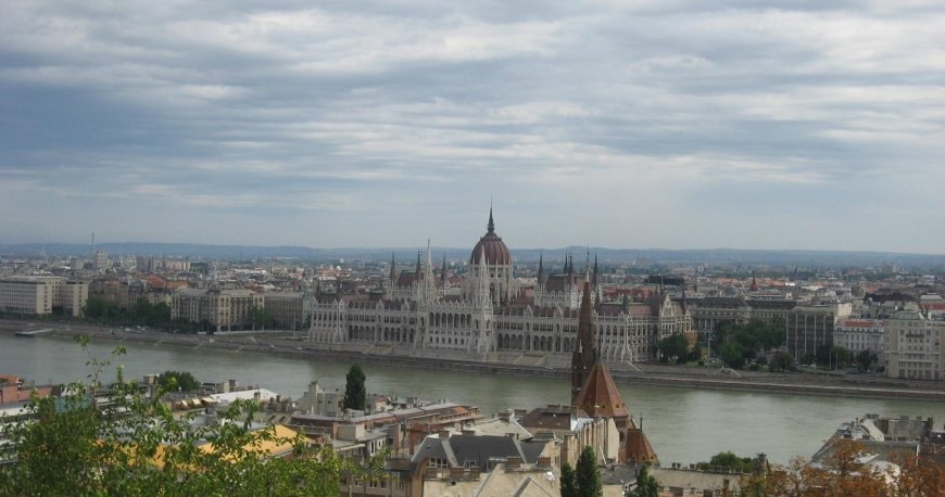 سنگر ماهیگیر بوداپست