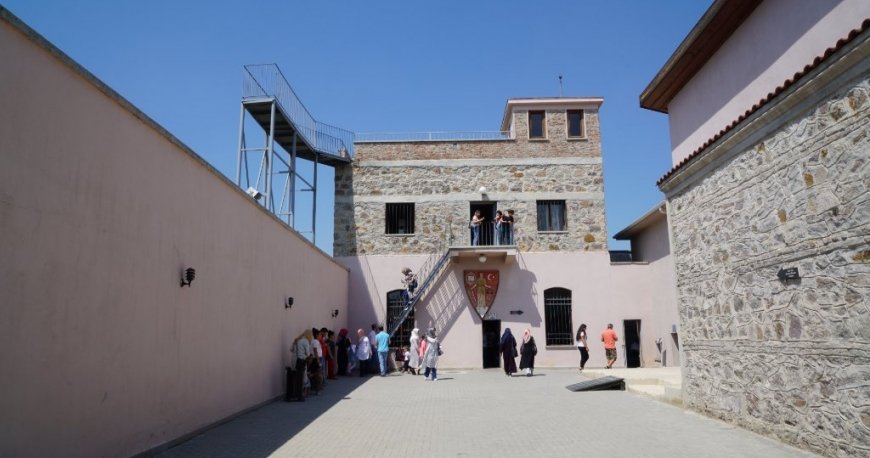 موزه زندان (اولوجانلار) آنکارا