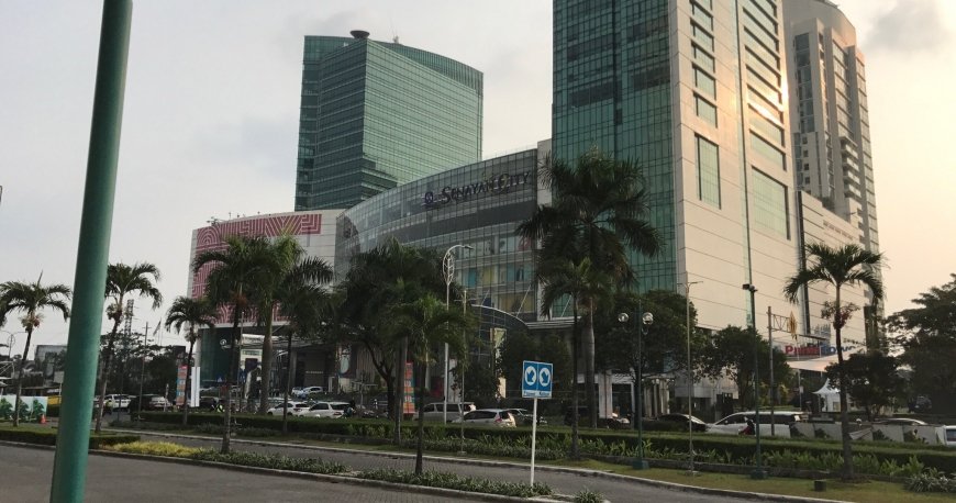 مرکز خرید پلازا سنایان