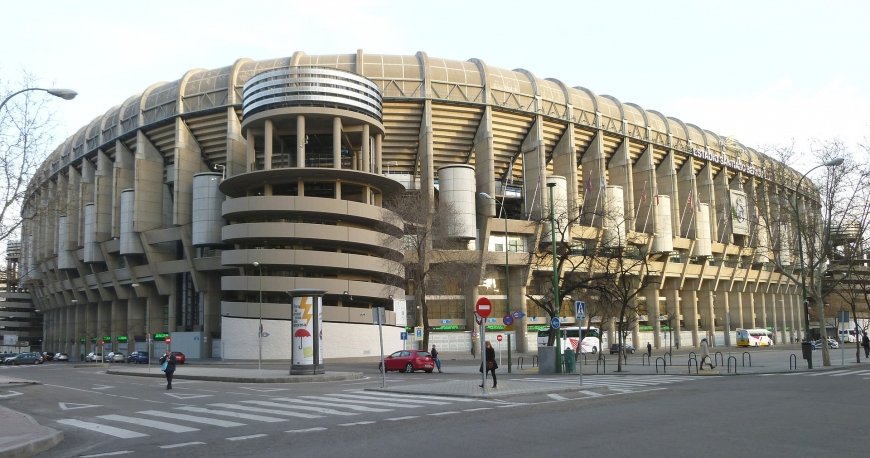 ورزشگاه سانتیاگو برنابئو مادرید