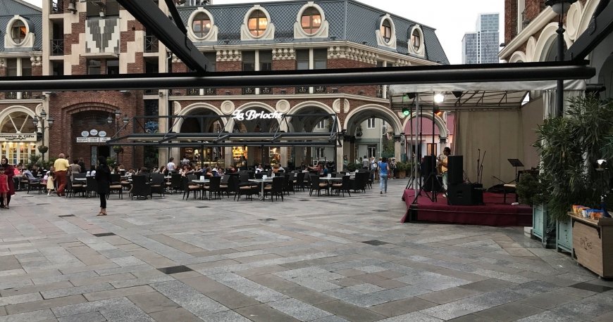 میدان پیازا