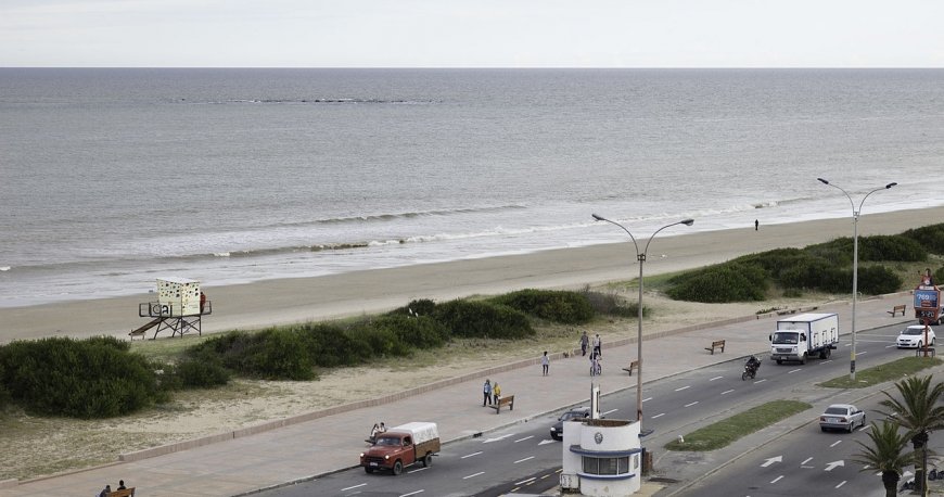 مسیر پیاده روی رامبلا مونته ویدئو