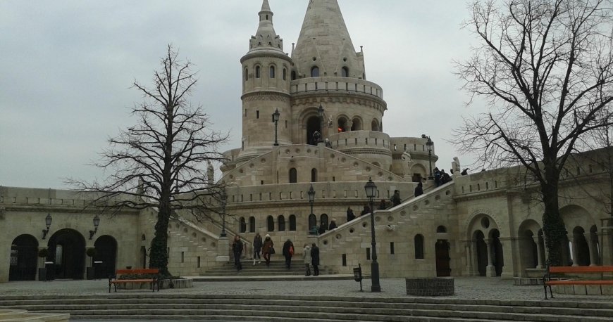 سنگر ماهیگیر بوداپست