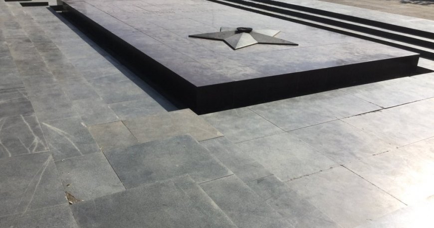 پارک پیروزی و مجسمه مادر ایروان