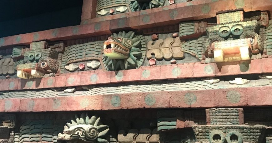 موزه ملی مردم شناسی مکزیکو سیتی