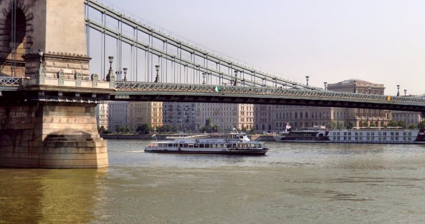 پل زنجیر بوداپست پل زنجیر بوداپست