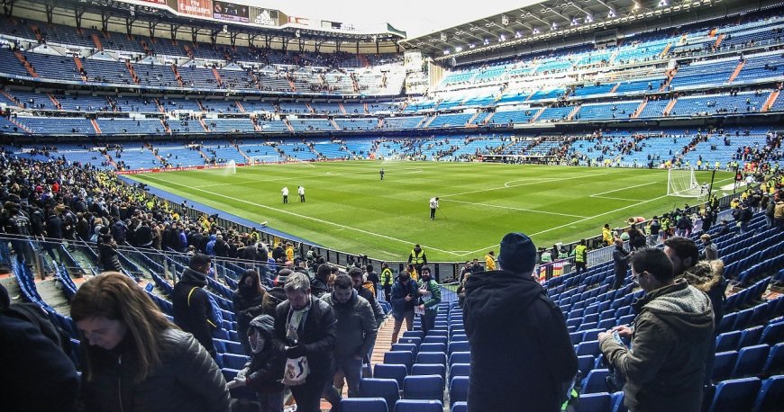 ورزشگاه سانتیاگو برنابئو مادرید