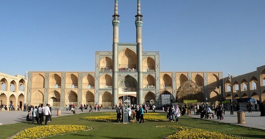 میدان امیر چخماق