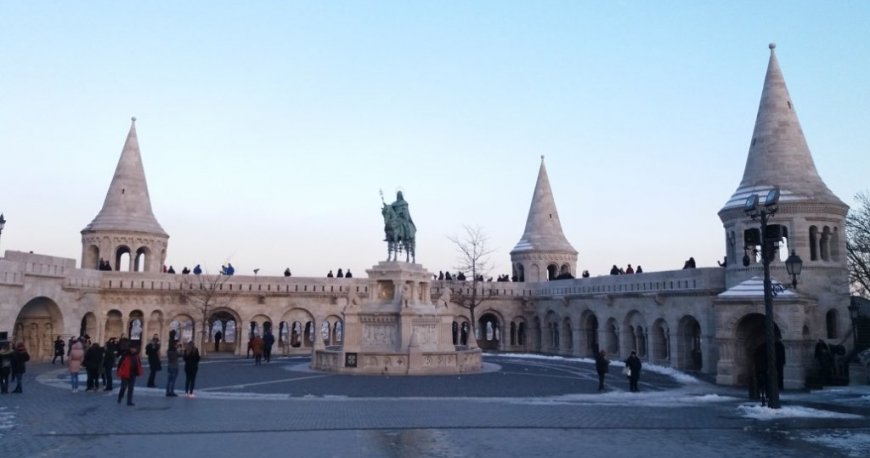 سنگر ماهیگیر بوداپست