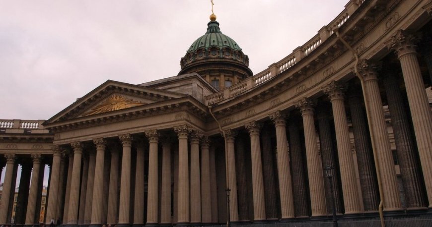 موزه کلیسای کازان سنت پترزبورگ موزه کلیسای کازان سنت پترزبورگ