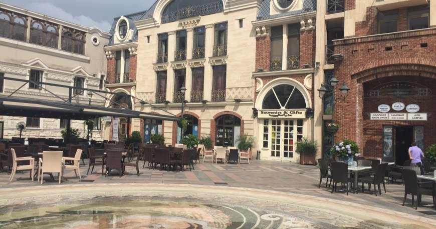 میدان پیازا