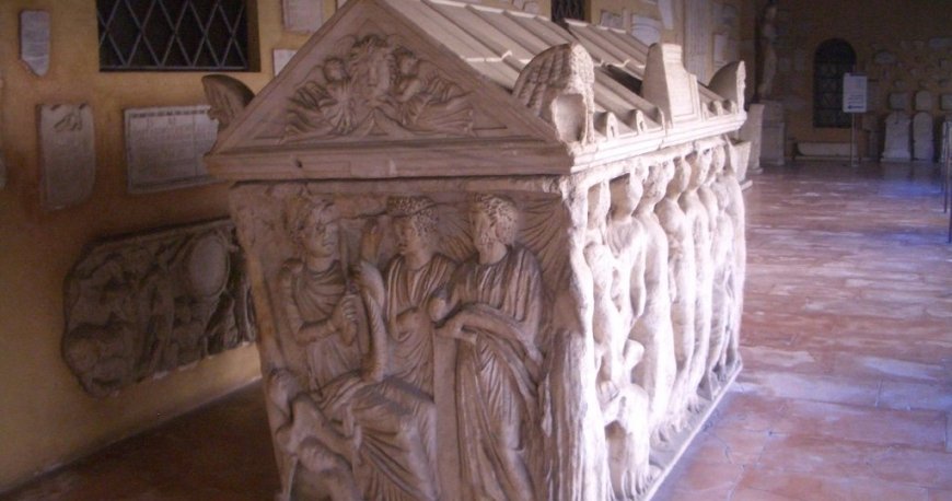 کلیسای باسیلیا دی سان پائولو فوری لمورا رم