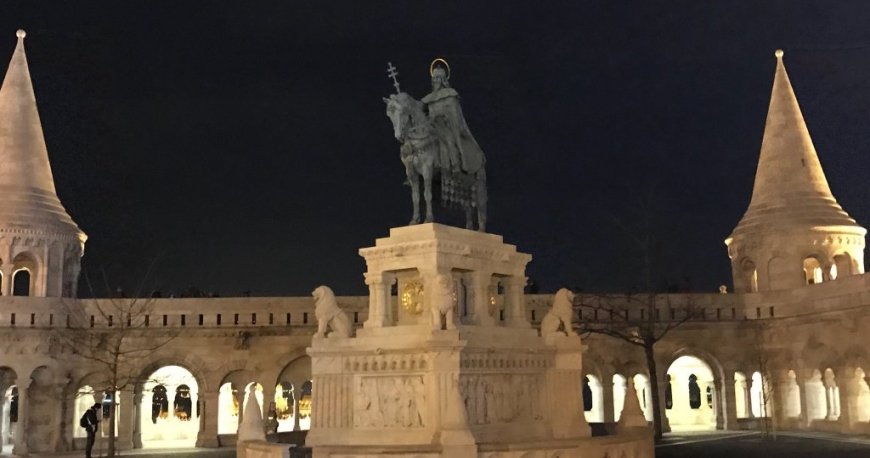 سنگر ماهیگیر بوداپست