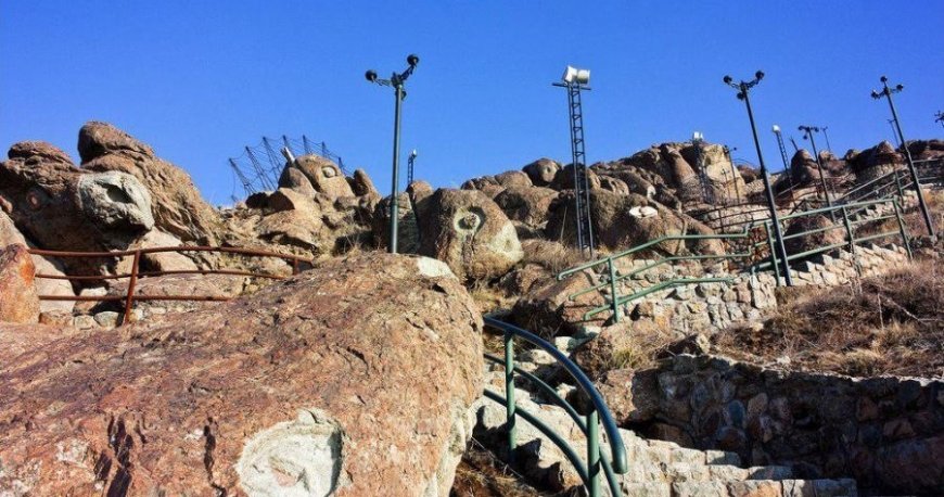 پارک سنگی جمشیدیه