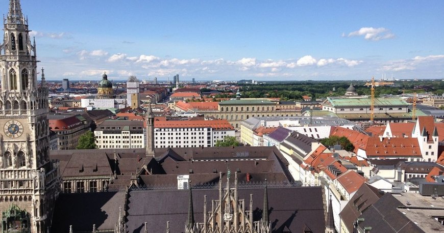 میدان مارین پلاتز مونیخ 