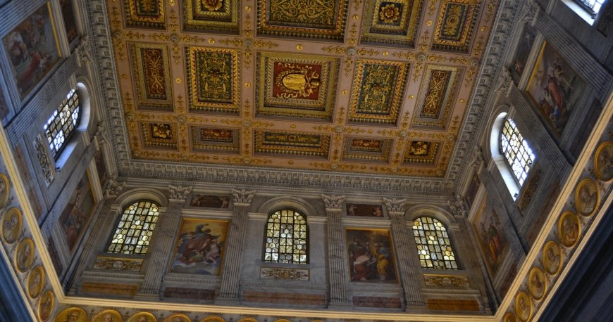 کلیسای باسیلیا دی سان پائولو فوری لمورا رم