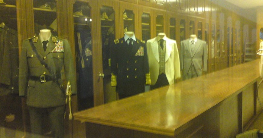 کاخ نیاوران