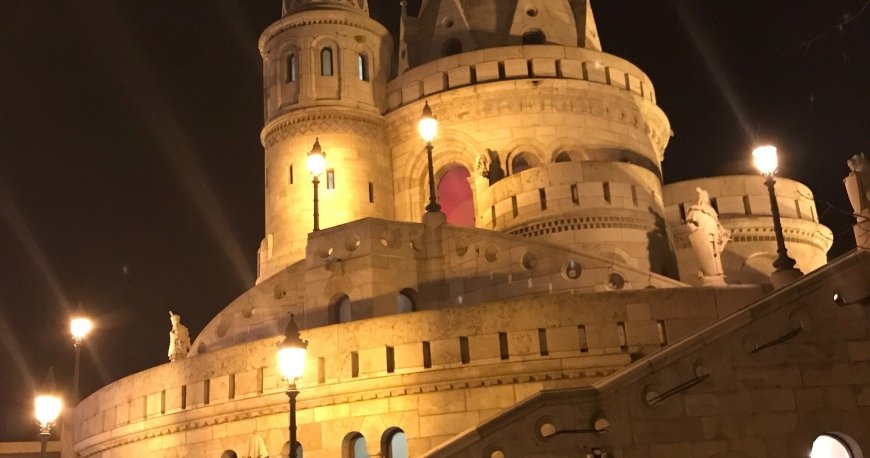 سنگر ماهیگیر بوداپست