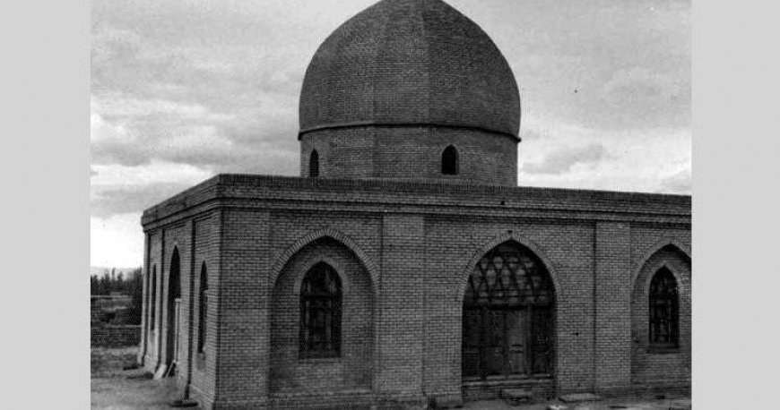 آرامگاه باباطاهر