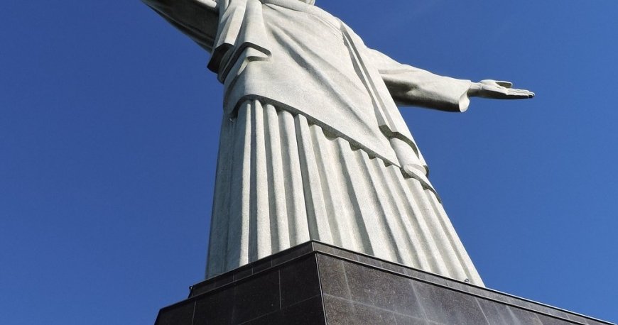 تندیس مسیح ناجی (ع) ریودوژانیرو