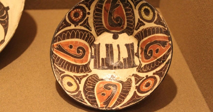 موزه آبگینه و سفالینه تهران