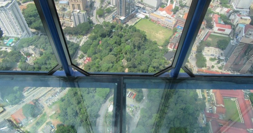 برج مخابراتی منارا کوالالامپور برج مخابراتی منارا کوالالامپور