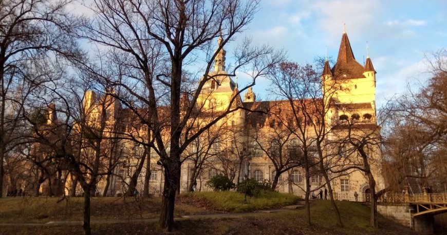 قلعه واجدا هونیاد بوداپست